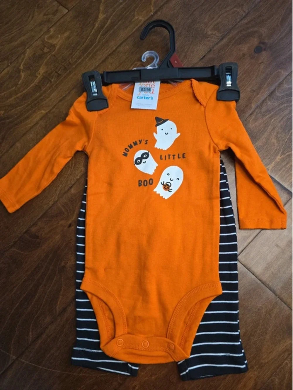 6m brand new halloween outfit from carter's item, 316G6
